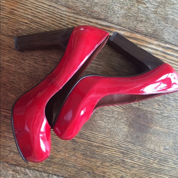 Hilfiger Collection Patent Leather Pumps - Picture 7 of 7